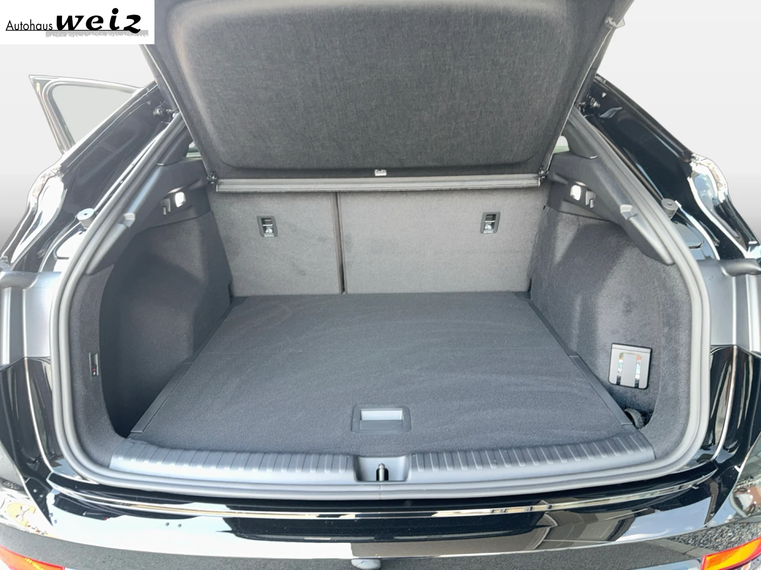 Bild eines Audi Q4 Sportback e-tron quattro