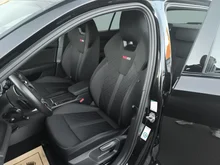Škoda Octavia Combi RS iV in SCHWARZ-MAGIC PERLEFFEKT