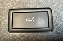 VW Golf Variant R-Line TDI DSG in Kings Red Metallic