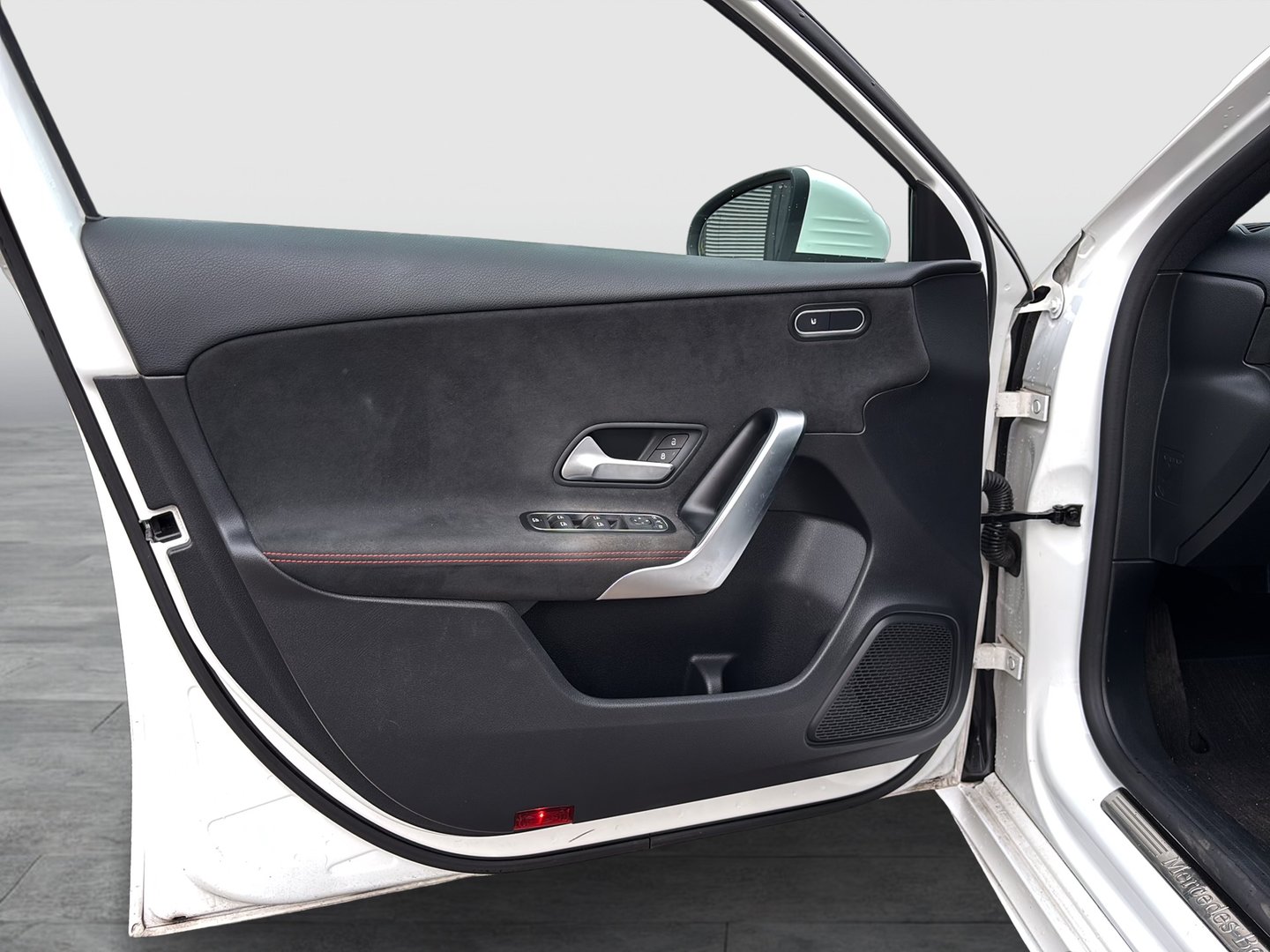 Mercedes A 220 d Aut. | Bild 8 von 25