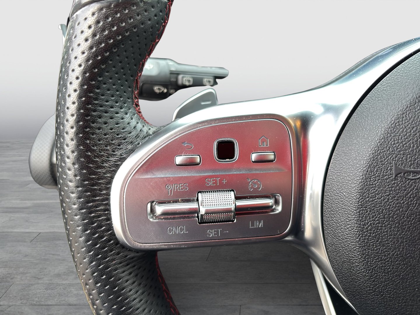 Mercedes A 220 d Aut. | Bild 16 von 25