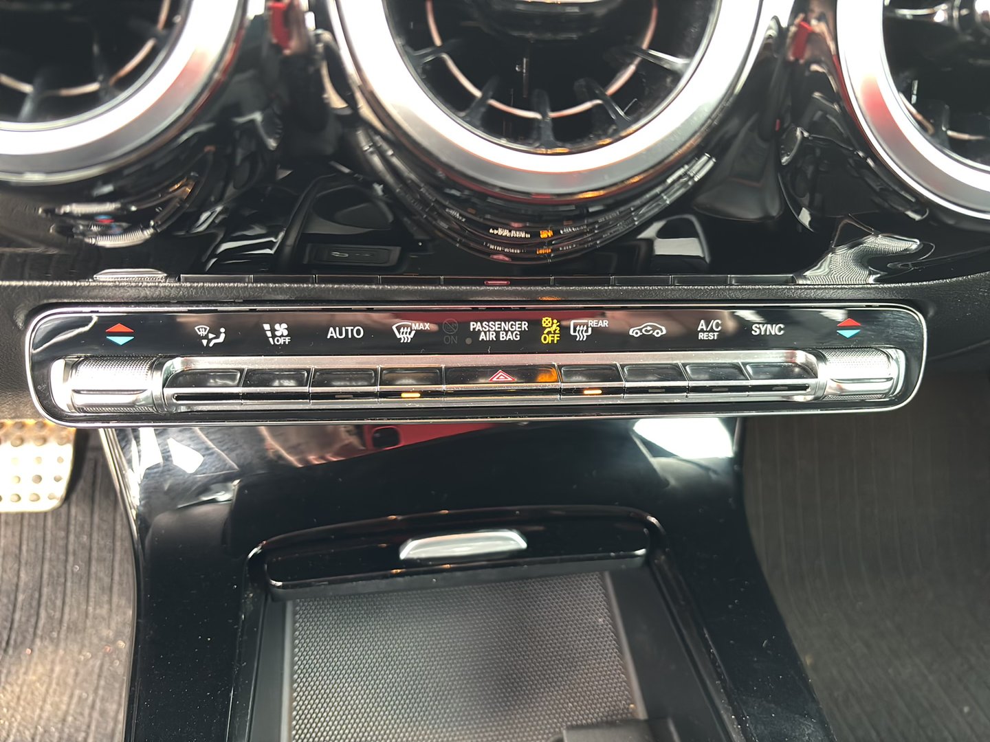 Mercedes A 220 d Aut. | Bild 21 von 25