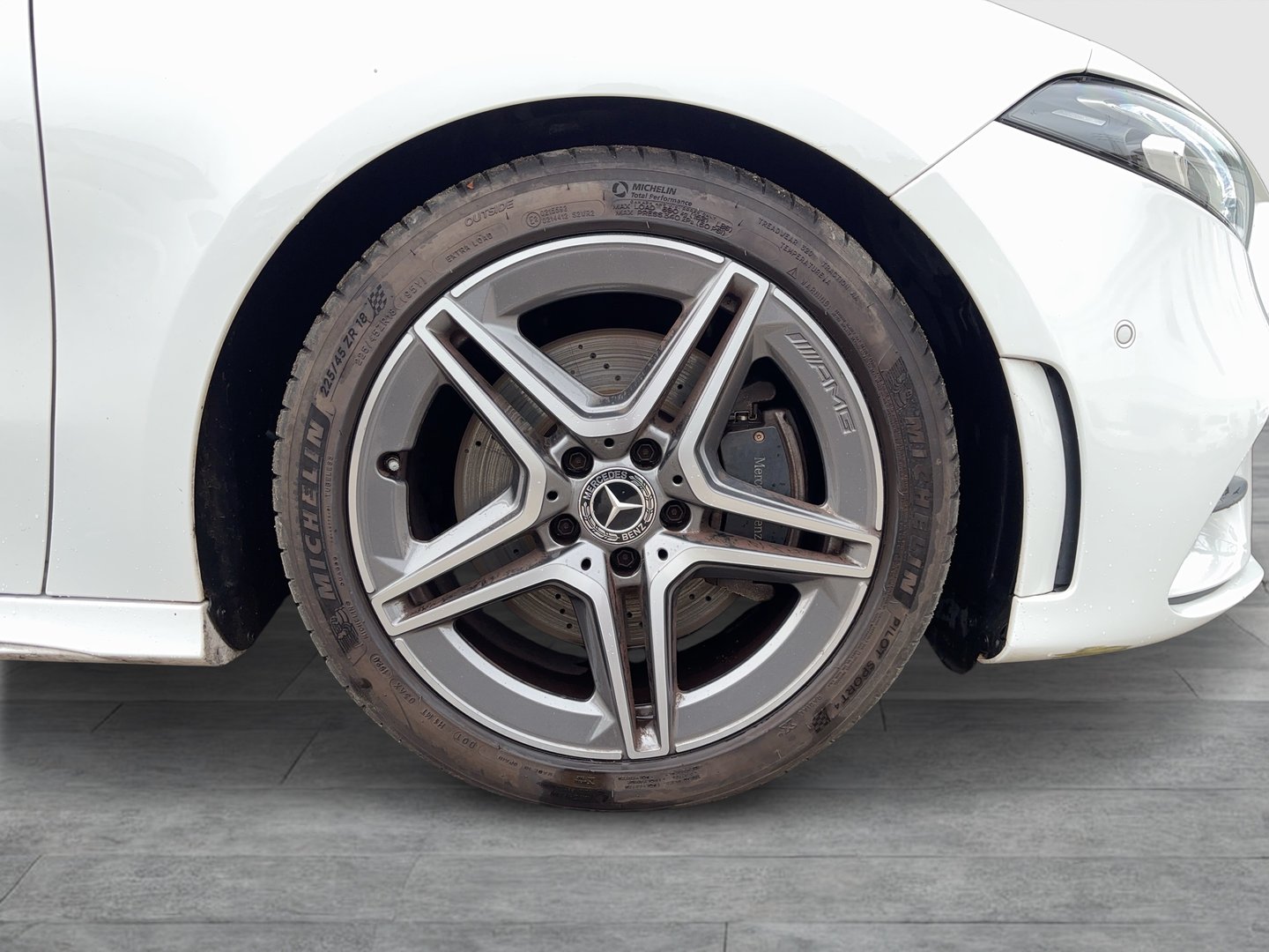 Mercedes A 220 d Aut. | Bild 7 von 25