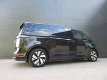 VW ID Buzz ID. Buzz Pro LR 210 kW in Deepblack Perleffekt