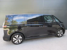 VW ID Buzz ID. Buzz Pro LR 210 kW in Deepblack Perleffekt