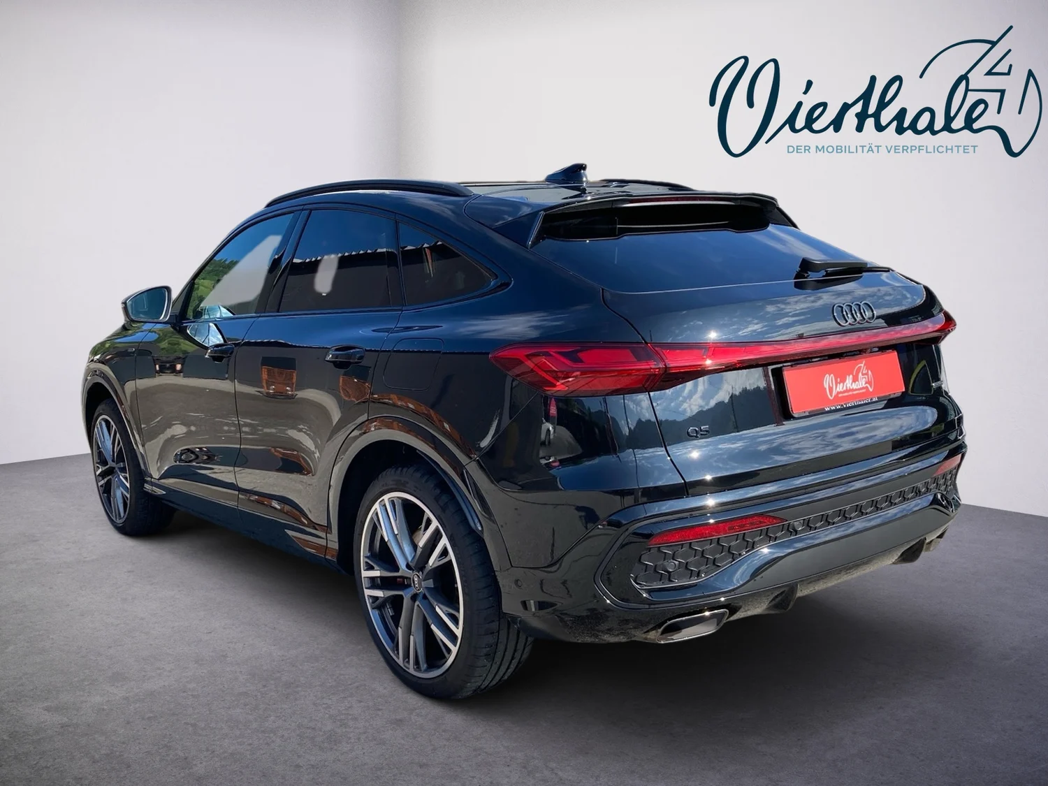 Bild eines Audi Q5 Sportback e-hybrid quattro 220 KW