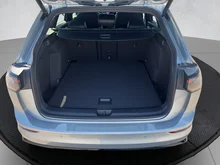 VW Golf Variant Sport mHeV DSG in Oyster Silver Metallic