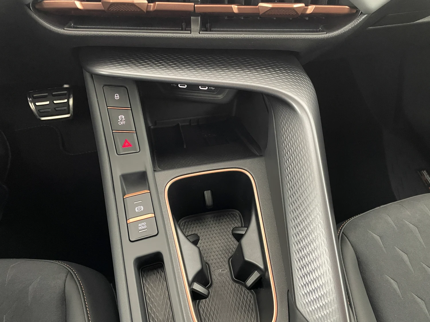 Bild eines CUPRA Terramar 2.0 TSI 204 PS DSG 4Drive