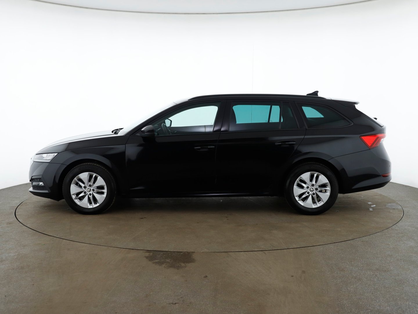 Škoda OCTAVIA Combi Ambition TDI DSG | Bild 8 von 28