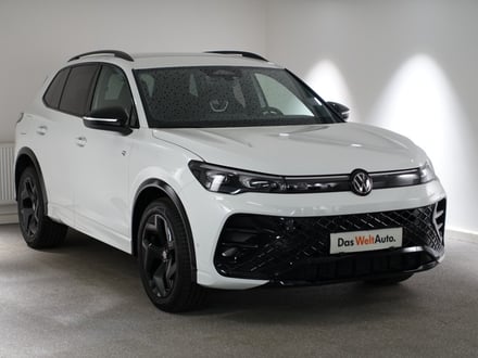 VW Tiguan R-Line eTSI DSG