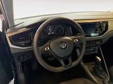VW Polo Comfortline TSI DSG in Deep Black Perlef.