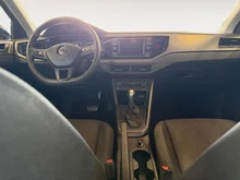 VW Polo Comfortline TSI DSG in Deep Black Perlef.