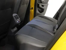 VW T-Roc R-Line eTSI DSG in Canary Yellow Dach Black Uni