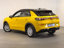 VW T-Roc R-Line eTSI DSG in Canary Yellow Dach Black Uni