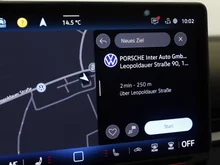VW T-Roc R-Line eTSI DSG in Canary Yellow Dach Black Uni