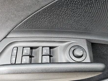 Škoda Enyaq Coupé RS in SCHWARZ-MAGIC PERLEFFEKT