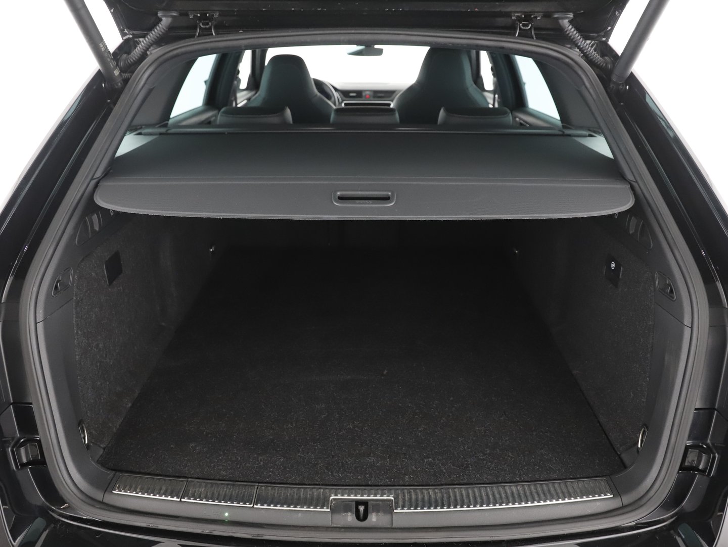 Škoda Superb Combi iV Sportline DSG | Bild 20 von 23