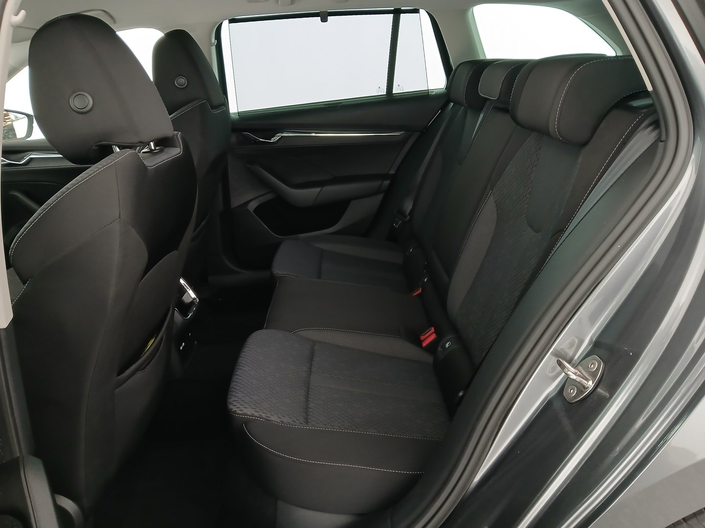 Škoda Octavia Combi Style TDI DSG | Bild 34 von 40