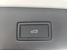 VW ID.4 Pro 210 kW Business in Gletscherweiß Metallic Dach schwarz