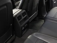Porsche Cayenne Coupé in schwarz - metallic-perleffektno