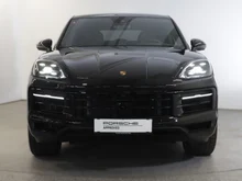 Porsche Cayenne Coupé in schwarz - metallic-perleffektno