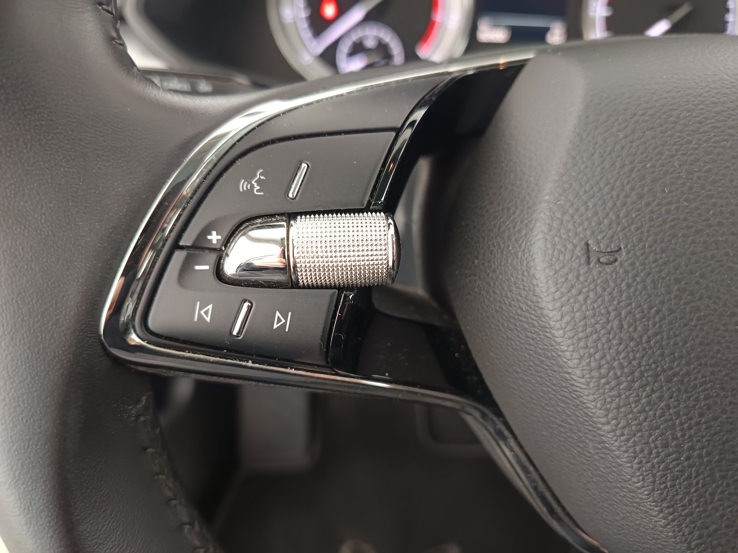 Škoda SUPERB Combi Ambition TSI ACT | Bild 16 von 31