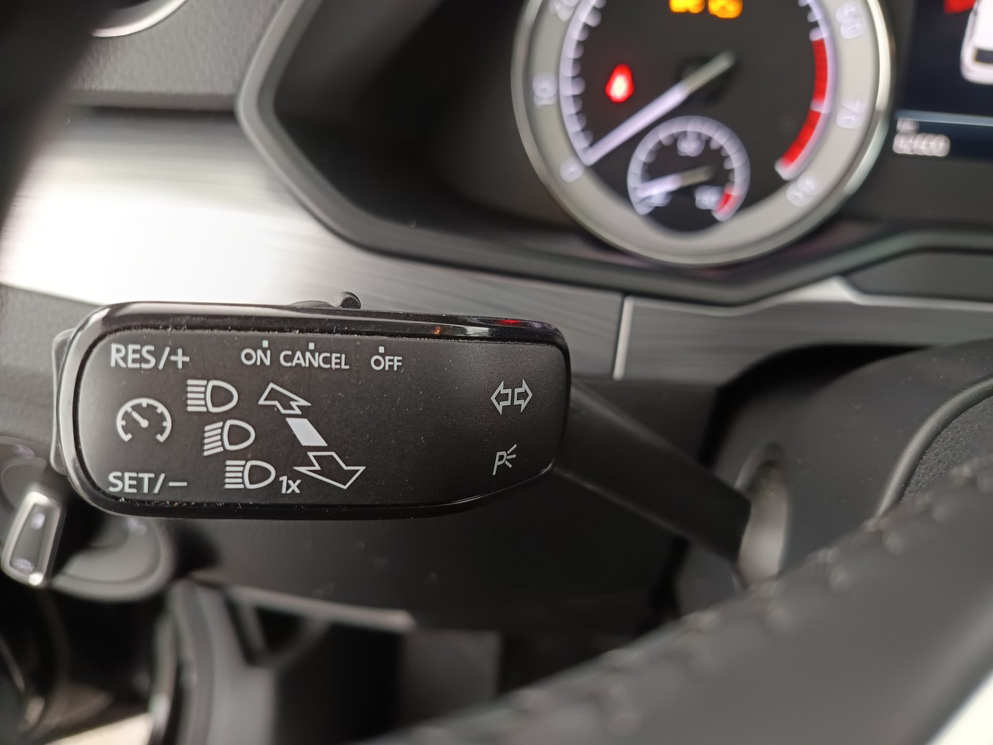Škoda SUPERB Combi Ambition TSI ACT | Bild 18 von 31