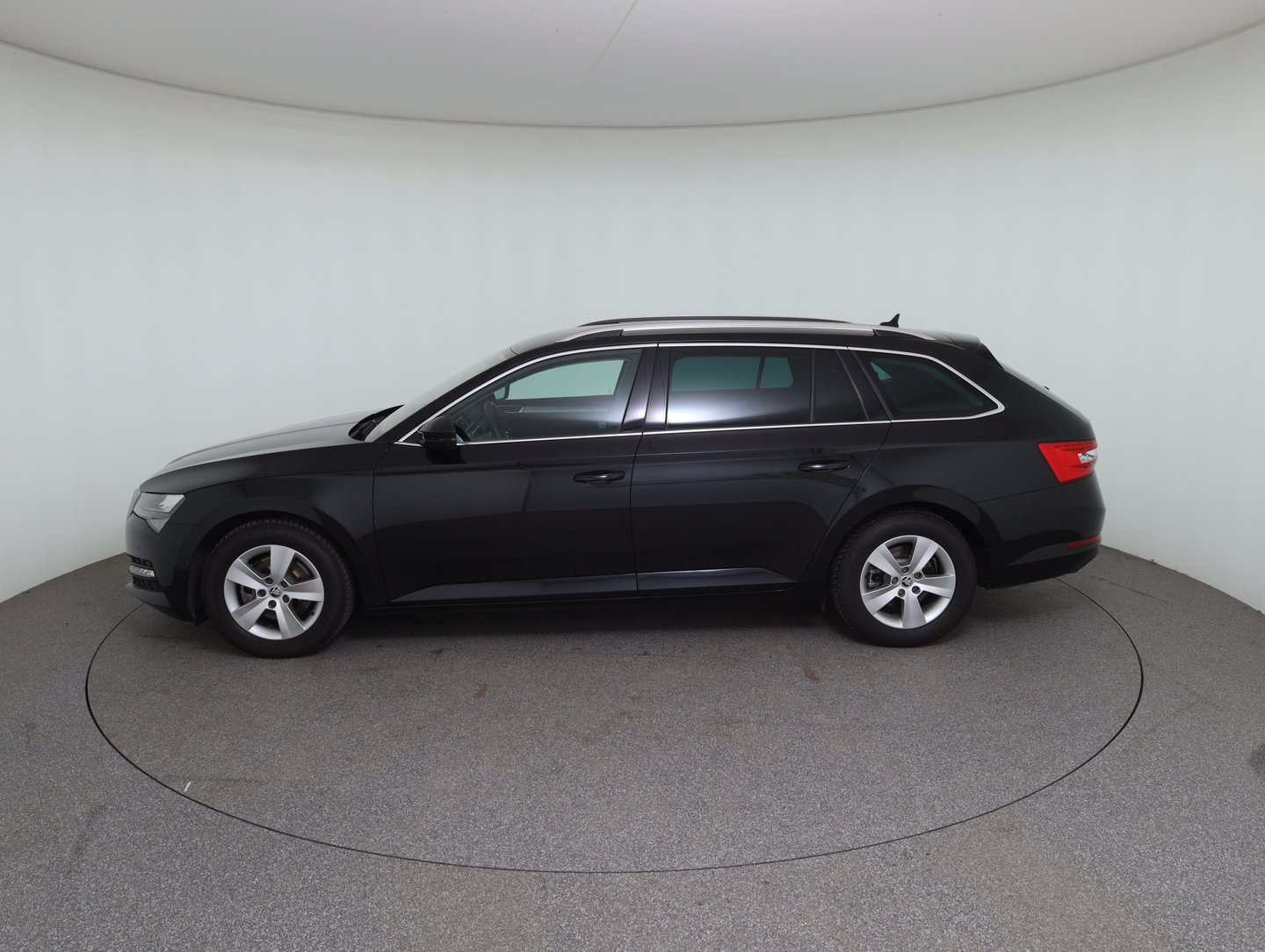 Škoda SUPERB Combi Ambition TSI ACT | Bild 8 von 31