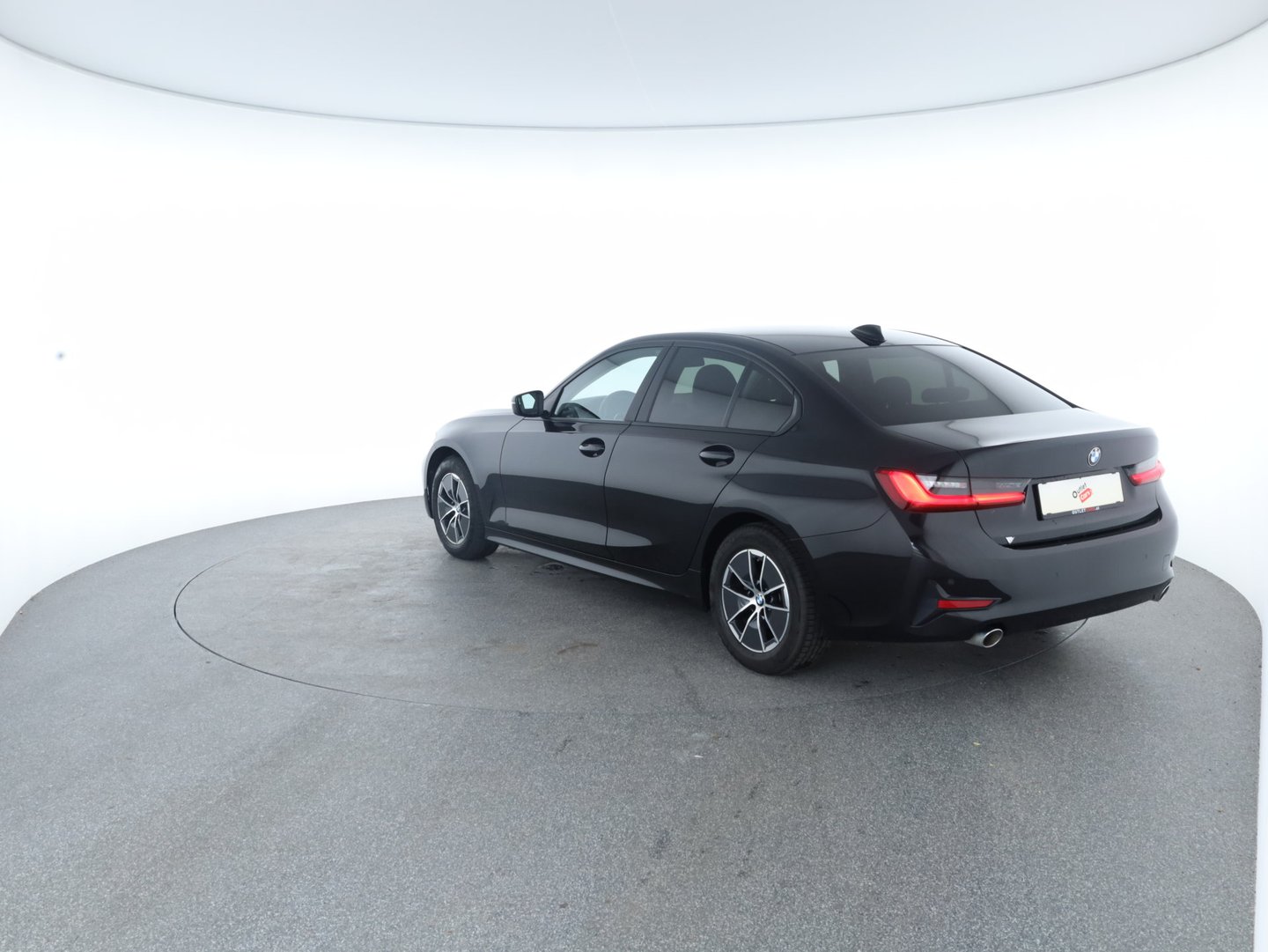 BMW 318d | Bild 2 von 15
