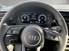 Audi A3 Sportback 30 TFSI in Brillantschwarz