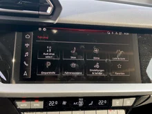 Audi A3 Sportback 30 TFSI in Brillantschwarz