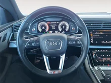 Audi Q8 55 TFSI e quattro in daytonagrau perleffekt