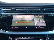 Audi Q8 55 TFSI e quattro in daytonagrau perleffekt