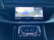 Audi Q8 55 TFSI e quattro in daytonagrau perleffekt