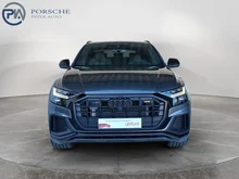Audi Q8 55 TFSI e quattro in daytonagrau perleffekt