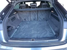 Audi Q8 55 TFSI e quattro in daytonagrau perleffekt