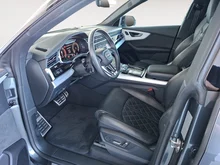 Audi Q8 55 TFSI e quattro in daytonagrau perleffekt