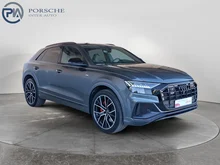 Audi Q8 55 TFSI e quattro in daytonagrau perleffekt