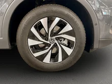 VW Tiguan Friends eTSI DSG in Delfingrau Metallic
