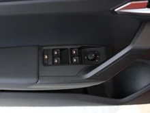 SEAT Arona Style 1.0 TSI in Emotion-Rot