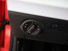 SEAT Arona Style 1.0 TSI in Emotion-Rot