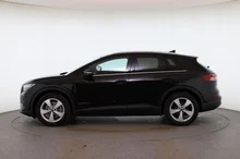 Audi Q4 e-tron 45 e-tron quattro in Mythosschwarz metallic