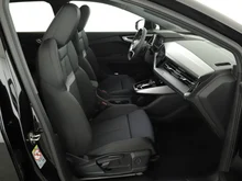 Audi Q4 e-tron 45 e-tron quattro in Mythosschwarz metallic