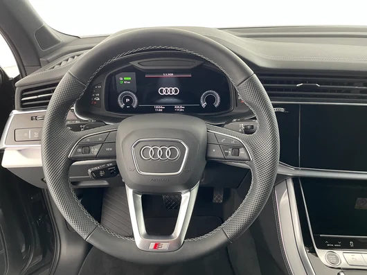 Bild eines Audi Q7 55 TFSI e quattro S line 290 kW
