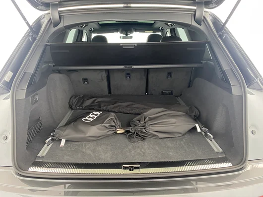 Bild eines Audi Q7 55 TFSI e quattro S line 290 kW