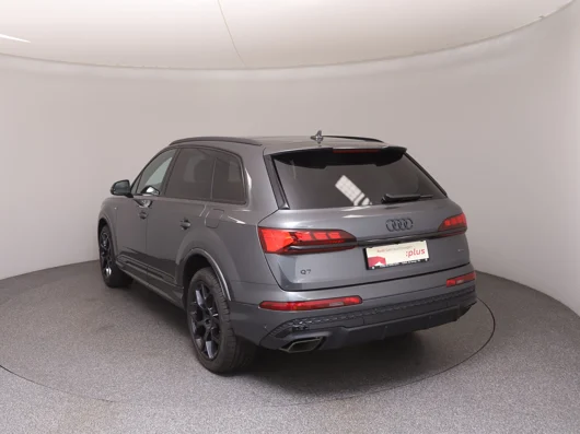 Bild eines Audi Q7 55 TFSI e quattro S line 290 kW