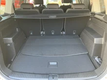 VW Touran Friends TDI in Pure White