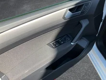 VW Touran Friends TDI in Pure White