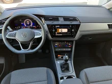 VW Touran Friends TDI in Pure White