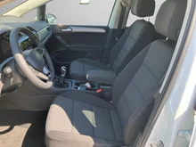 VW Touran Friends TDI in Pure White